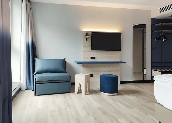 - The Niu, Quay Harburg By Ihg Hotel Hamburg