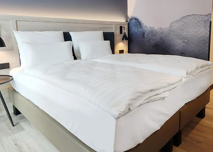 - The Niu, Quay Harburg By Ihg 3* Hamburg