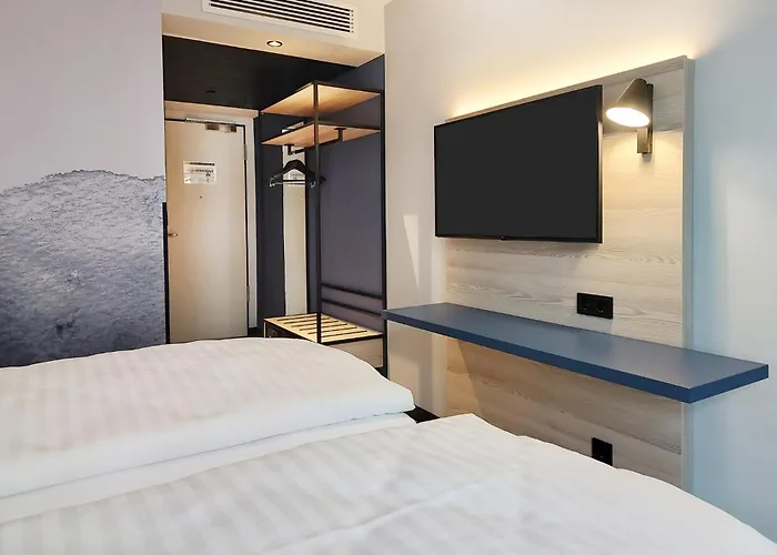 - The Niu, Quay Harburg By Ihg Hotel Hamburg
